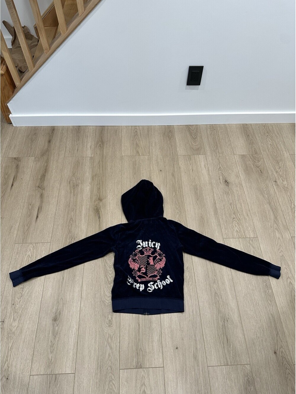 2000s Vintage Juicy Couture Prep School Navy Velour Zip Up Jacket Women’s Medium